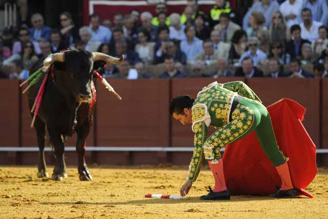 El primero no dio opciones a El Fundi.