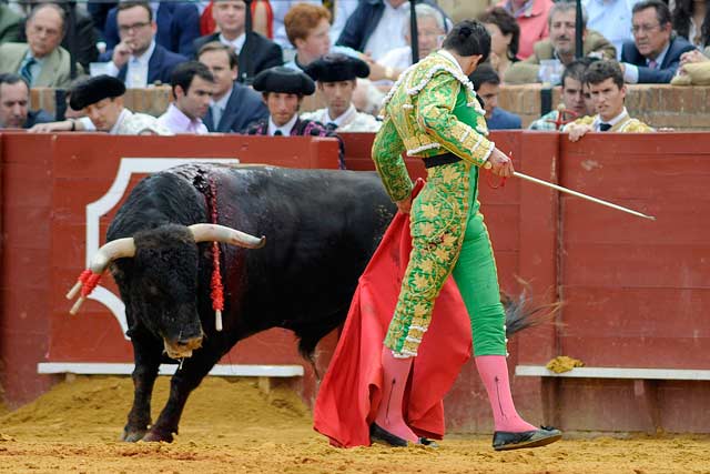 No cogió vuelo la faena y el extremeño optó por abreviar