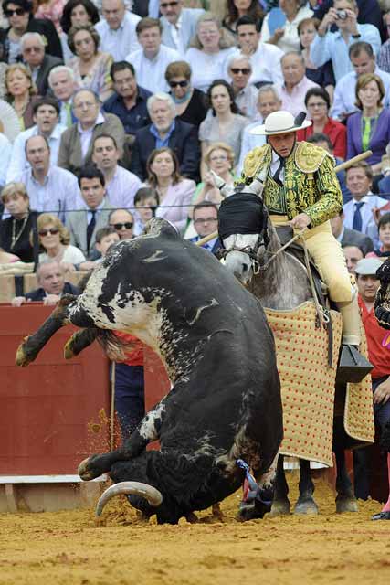 Ni así se pudo dar la vuelta a una corrida sin casta