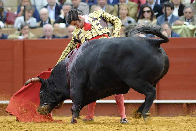 Morante lo intentó en el cuarto.