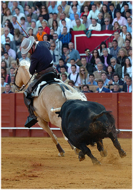 El gaditano lo saca a las afueras.