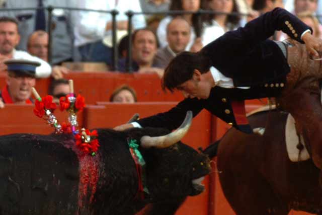 Impactante el adorno de Ventura en el cierre del festejo.