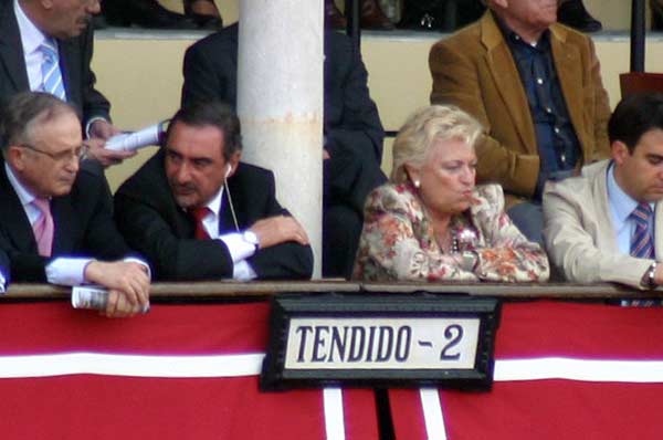 Carlos Herrera y Rosamar Prieto-Castro, delegada de Fiestas del Ayuntamiento. (FOTO: Javier Martínez)