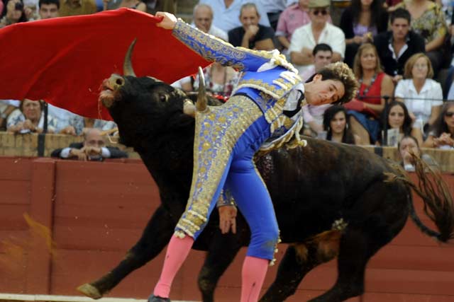 Esaú Fernández. (FOTO: Sevilla Taurina)