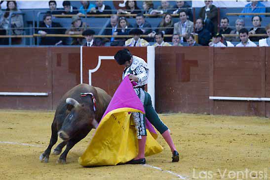 Lance a la verónica de Morante en Vistalegre. (FOTO:Juan Pelegrín/Las Ventas.com)