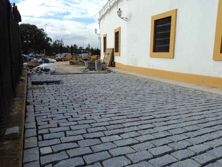 Los trabajos de pavimentación están prácticamente concluidos. (FOTO: Javier Martínez)