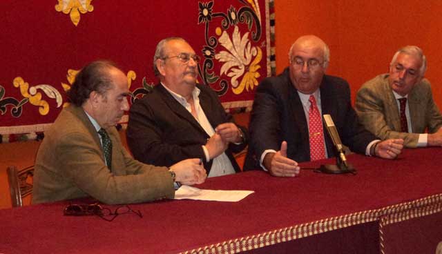 Manuel Viera, José Antonio Díaz 'Nono', Manuel Rodríguez 'Manolón' y Miguel Serrano. (FOTO: Javier Martínez)