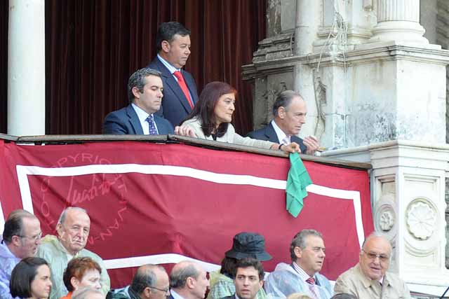 Primer pañuelo verde de la Feria: el tercero volvió a los corrales. (FOTO: Matito)