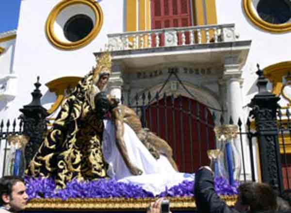 El Baratillo frente a la Puerta del Príncipe.