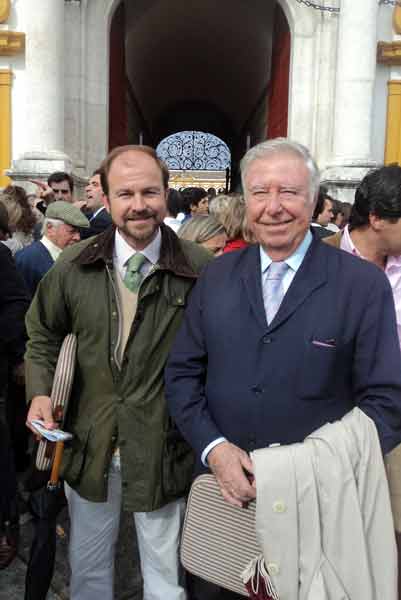 Los ganaderos José Luis García Palacios y su hijo Guillermo. (FOTO: Javier Martínez)