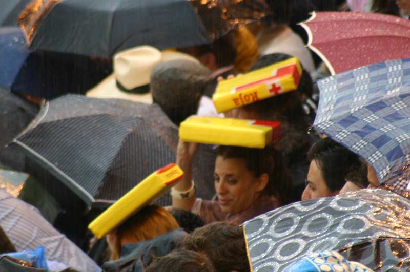 Ls almohadillas de la plaza: de estar debajo... a pasar a lo más alto. (FOTO: Javier Martínez)