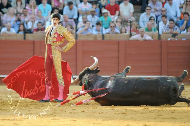 López Simón.