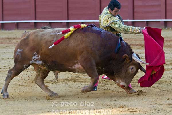 Juan Mora.