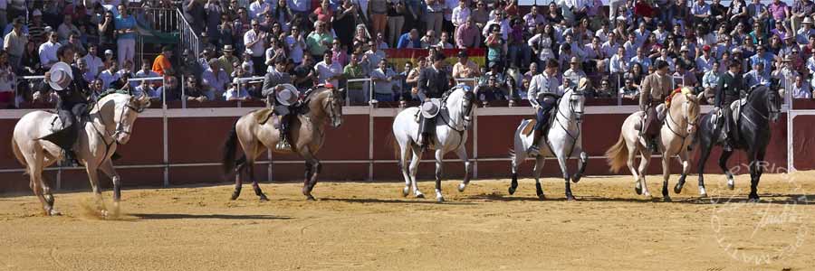 El paseíllo.