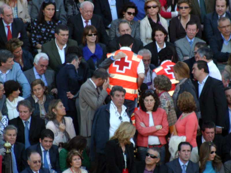 Varias asistencias de los chicos de la 'Cruz Roja'.