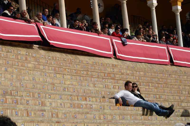 El descenso de público tieen su ventajilla: ahora sí son verdaderos 'tendidos'.