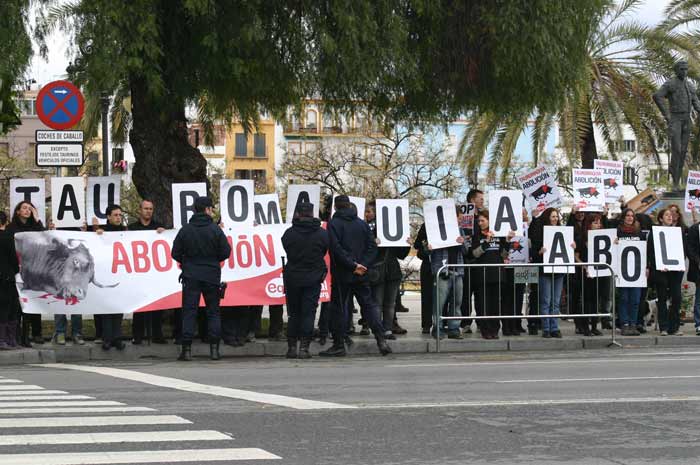 Segunda manifestación de antitaurinos.