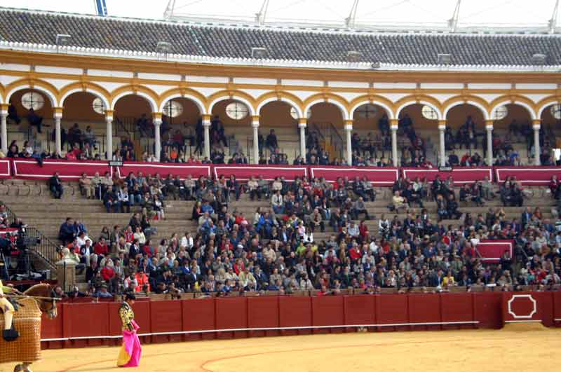 Las amplias lagunas en los tendidos pares de sombra.