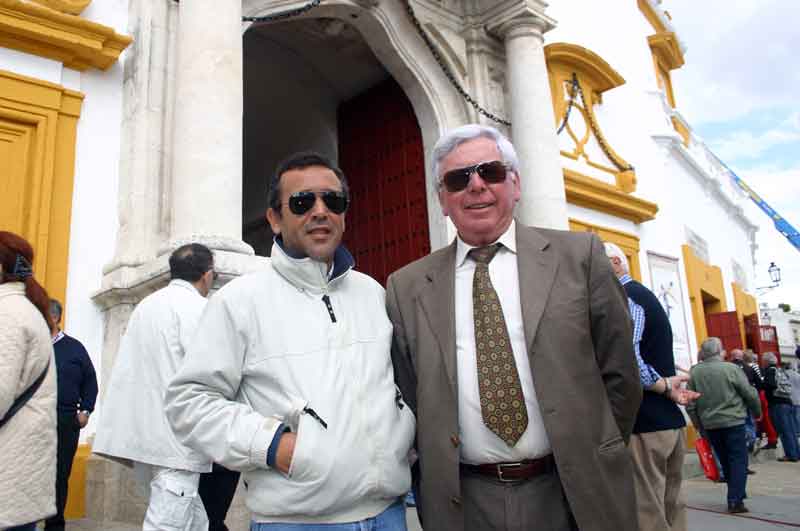 Domingo Valderrama y el ganadero Manuel Bajo.