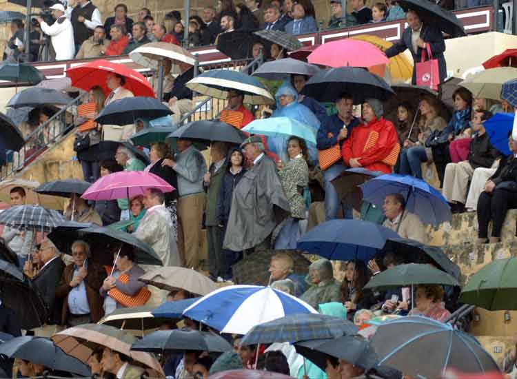 Y con el frío, la intensa lluvia.