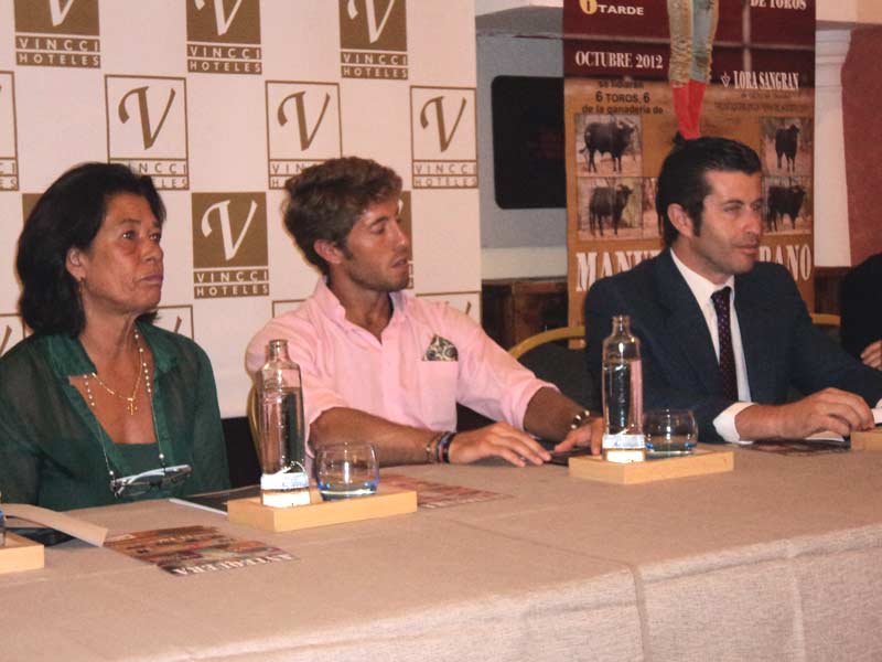 Ganadera, torero y empresario.