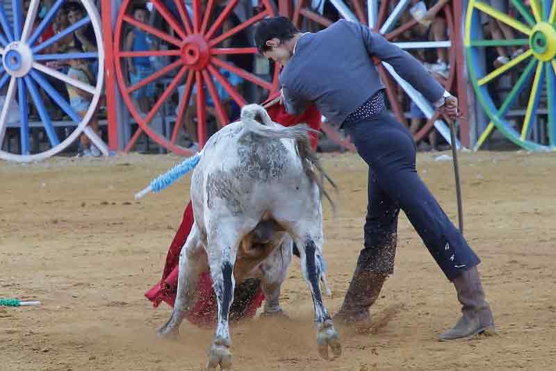 Óscar Moreno.