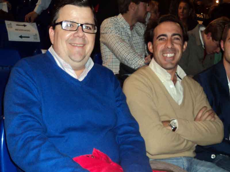 El aficionado Fran Arispón y el empresario taurino Enrique Peña.