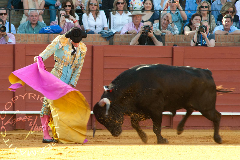 Fernando Adrián.