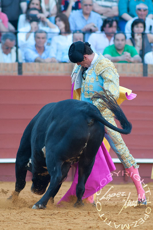 Media de remate de Fernando Adrián. (FOTO: lopezmatito.com)