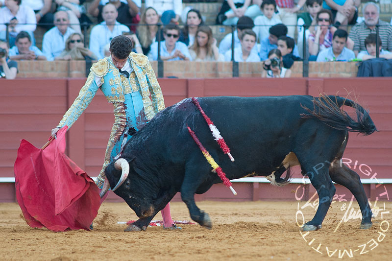 Fernando Adrián.