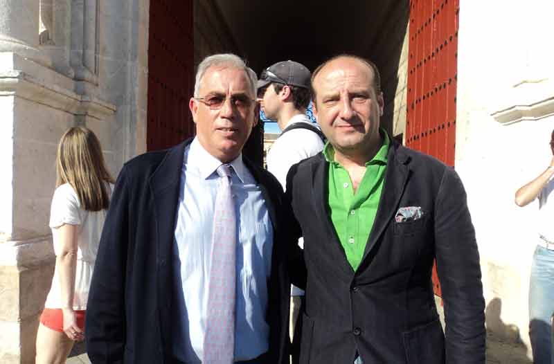 Manuel Blanco, director de Mercasevilla, y el abogado Joaquín Moeckel.