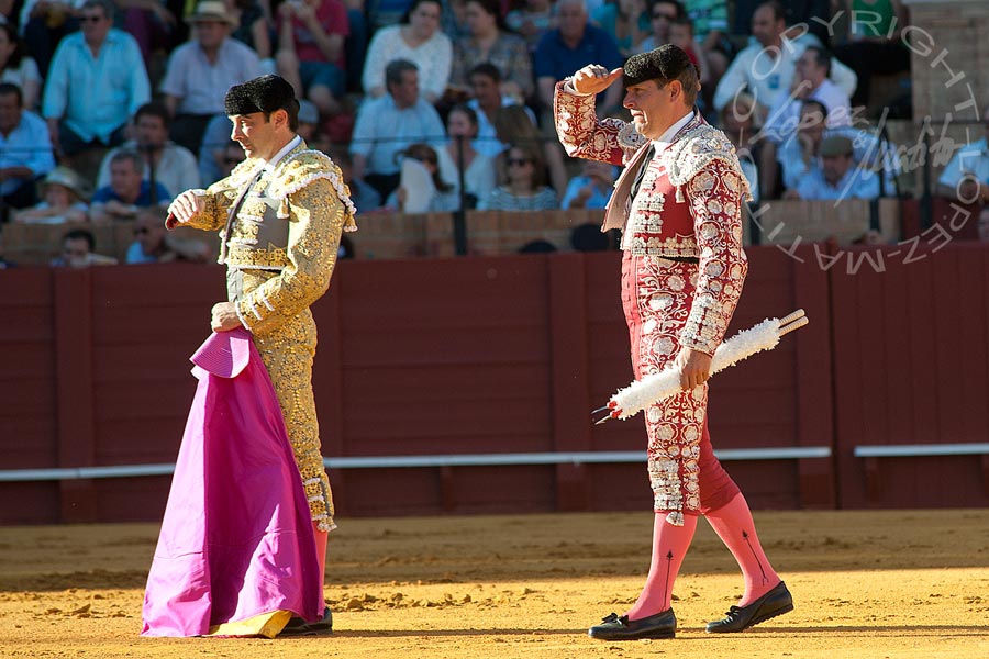 Pirri con los palos.