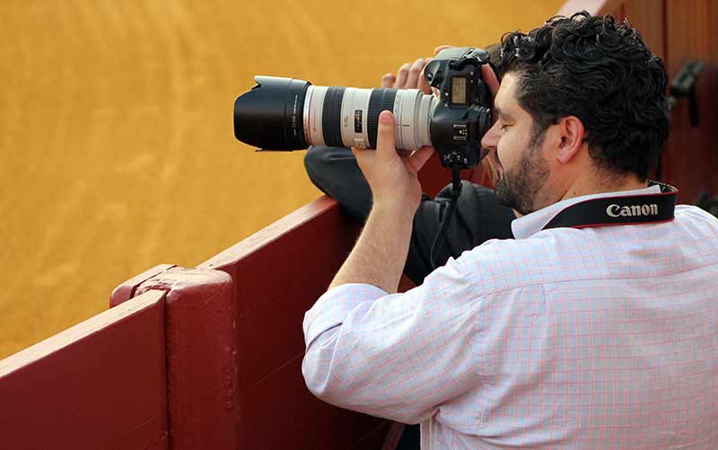 Eduardo López, uno de los mejores fotógrafos taurinos actuales.