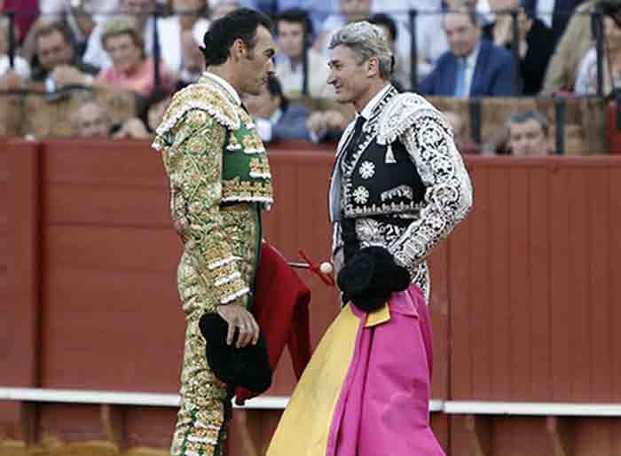 El Cid brinda al Boni.