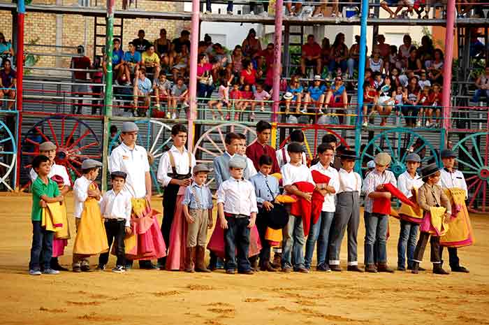 Los alumnos más jóvenes de la Escuela de La Algaba.