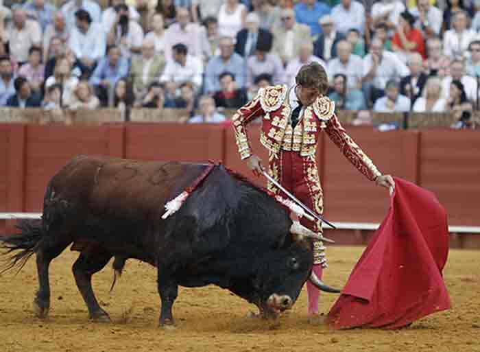 Manuel Escribano.