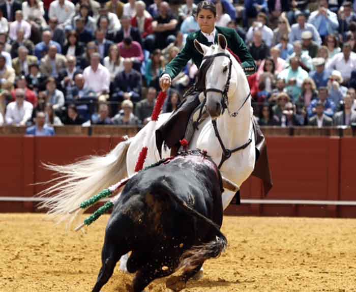 Lea Vicens.