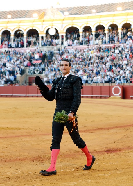 Manzanares, en la vuelta al ruedo tras lidiar al quinto.