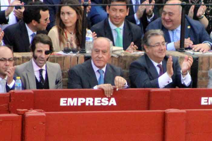 Juan José Padilla, Ramón Valencia y el alcalde Juan Ignacio Zoido.