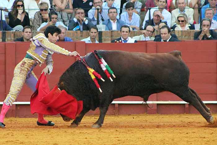 López Simón.