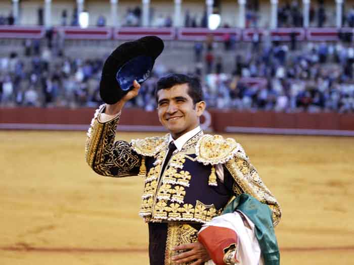 Joselito Adame.