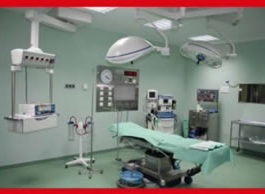 Quirófano central, muy amplio y dotado de la más moderna tecnología. FOTOS: Equipo médico.