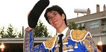 El sevillano Esaú Fernández indulta un novillo en Francia El novillero sevillano Esaú Fernández.