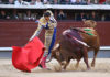 Derechazo de El Cid esta tarde en Madrid. (FOTO: Cabrera/burladero.com)