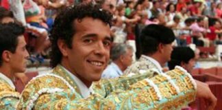 El diestro sevillano Víctor Puerto.