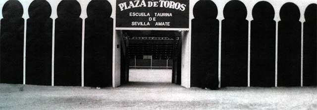 La plaza de toros sede de la Escuela Sevilla-Amate.