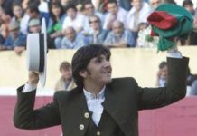 Diego Ventura también triunfa en Portugal Diego Ventura en la doble vuelta al ruedo.