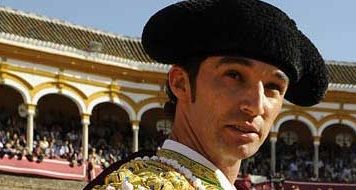 El utrerano Luis Vilches: puesto en Sevilla y fuera de su pueblo. (FOTO: Matito)