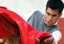 El sevillano Manuel Rodríguez, corneado en Mont de Marsan El joven Manuel Rodríguez, de la Escuela de Tauromaquia de Sevilla. (FOTO: Álvaro Pastor)