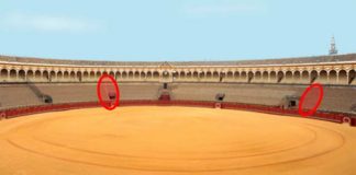 Marcados en una elipse roja las dos únicas escaleras para todos los tendidos de sol (casi la mitad de la plaza)